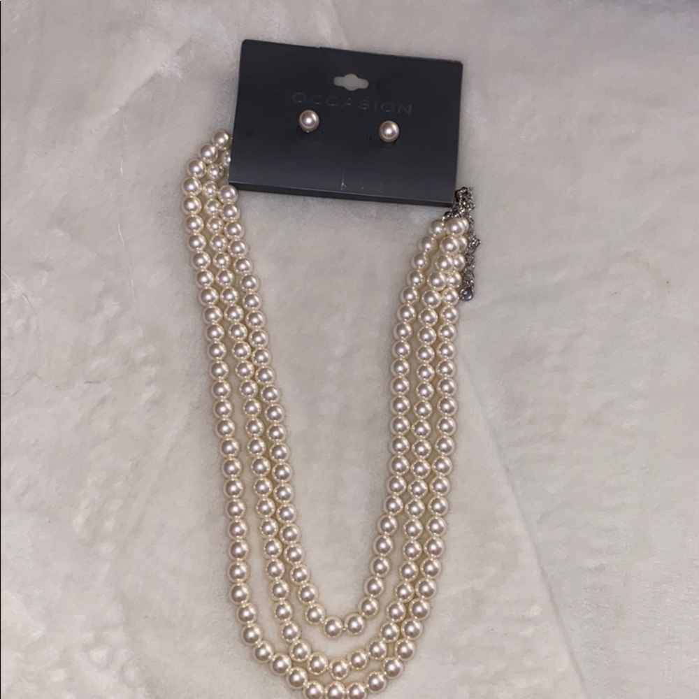 Necklace and earrings